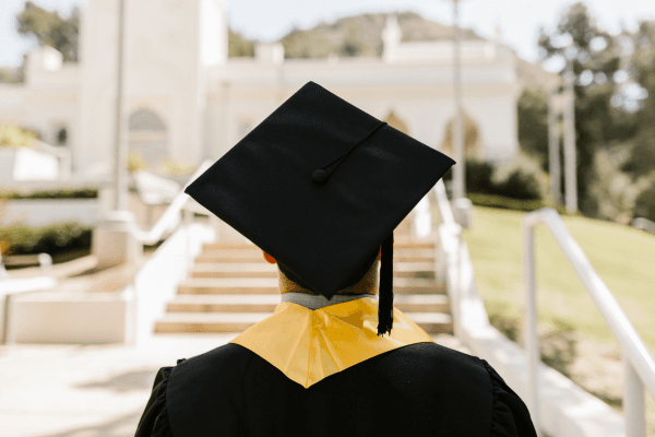 10 Money Tips For Graduates