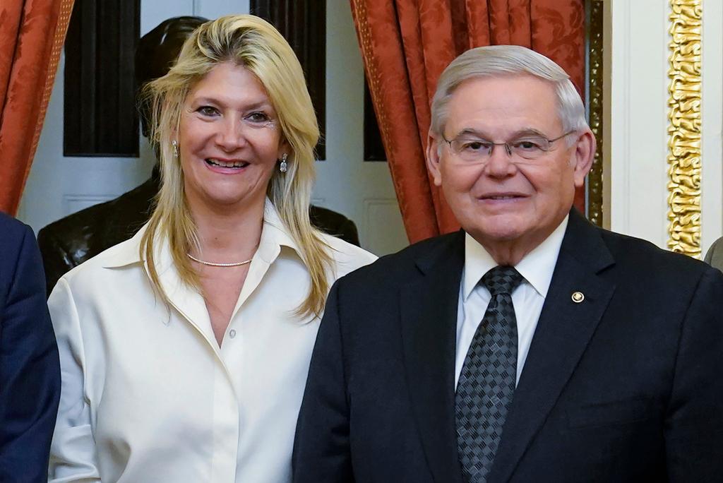 Senate Foreign Relations Committee Chairman, Sen. Bob Menendez, D-N.J., right, and his wife Nadine Arslanian