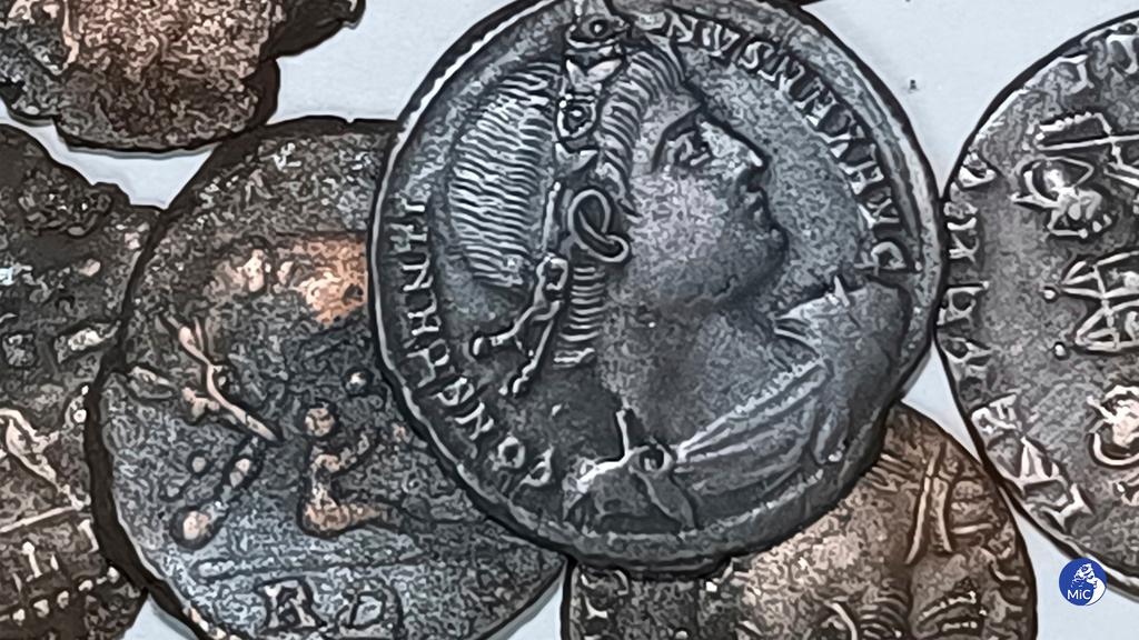 A diver's spotting something metallic not far from the Sardinian coast has led to the discovery of tens of thousands of ancient bronze coins. 