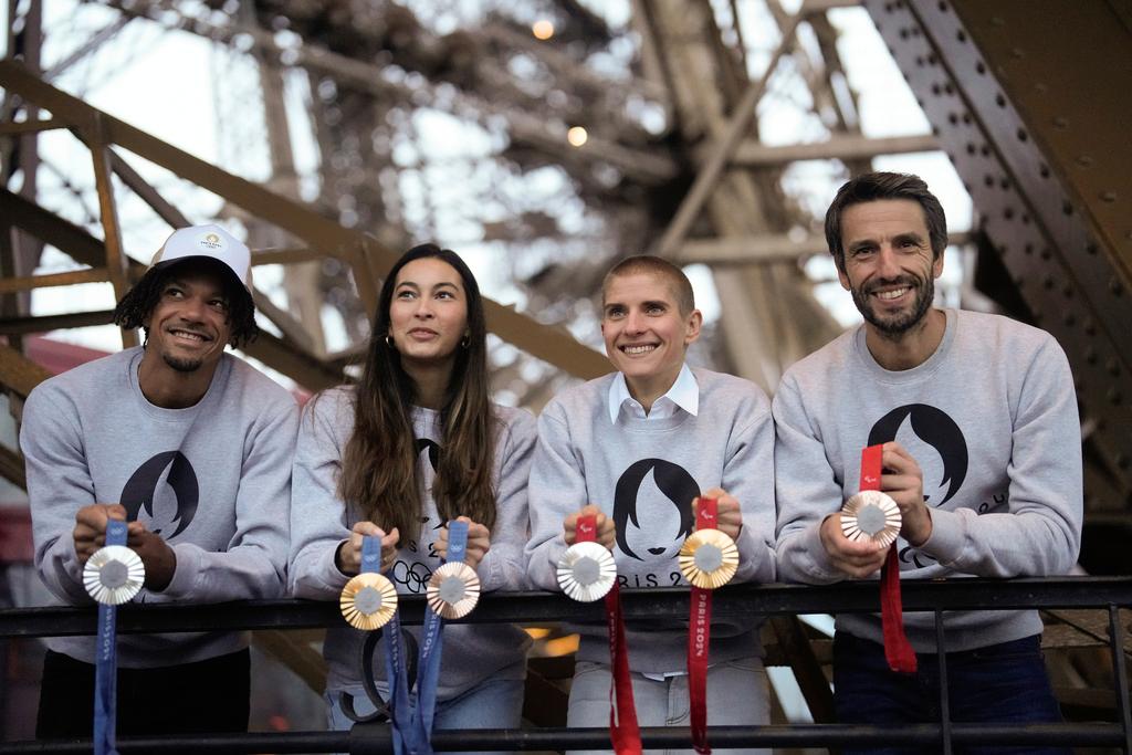 New Olympic Medals Made From Chunks Of Eiffel Tower Positive