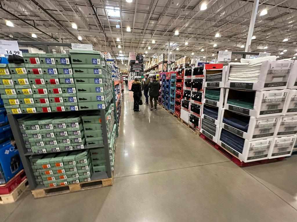 Costco warehouse 