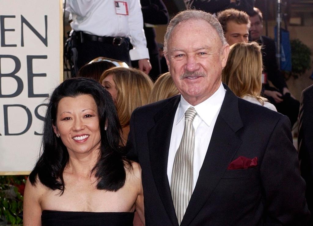 Actor Gene Hackman arrives with his wife, Betsy Arakawa, for the 60th Annual Golden Globe Awards in Beverly Hills