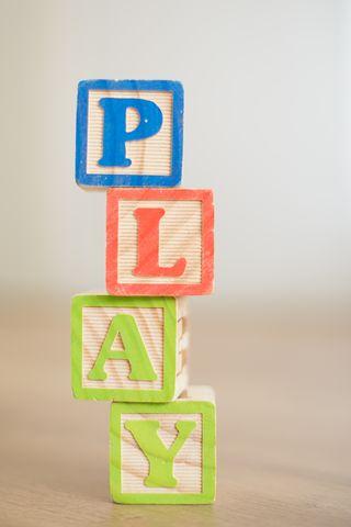 Play letters in cubes