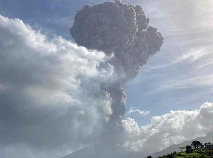 Volcano eruption/St. Vincent