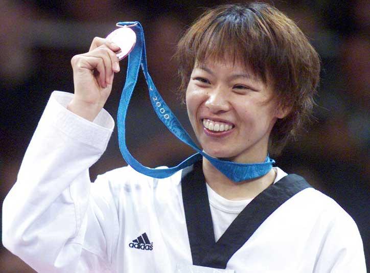 Yoriko Okamoto, the Japanese taekwondo bronze medalist at the Sydney Olympic Games in 2000 and a supporter of FCA Japan