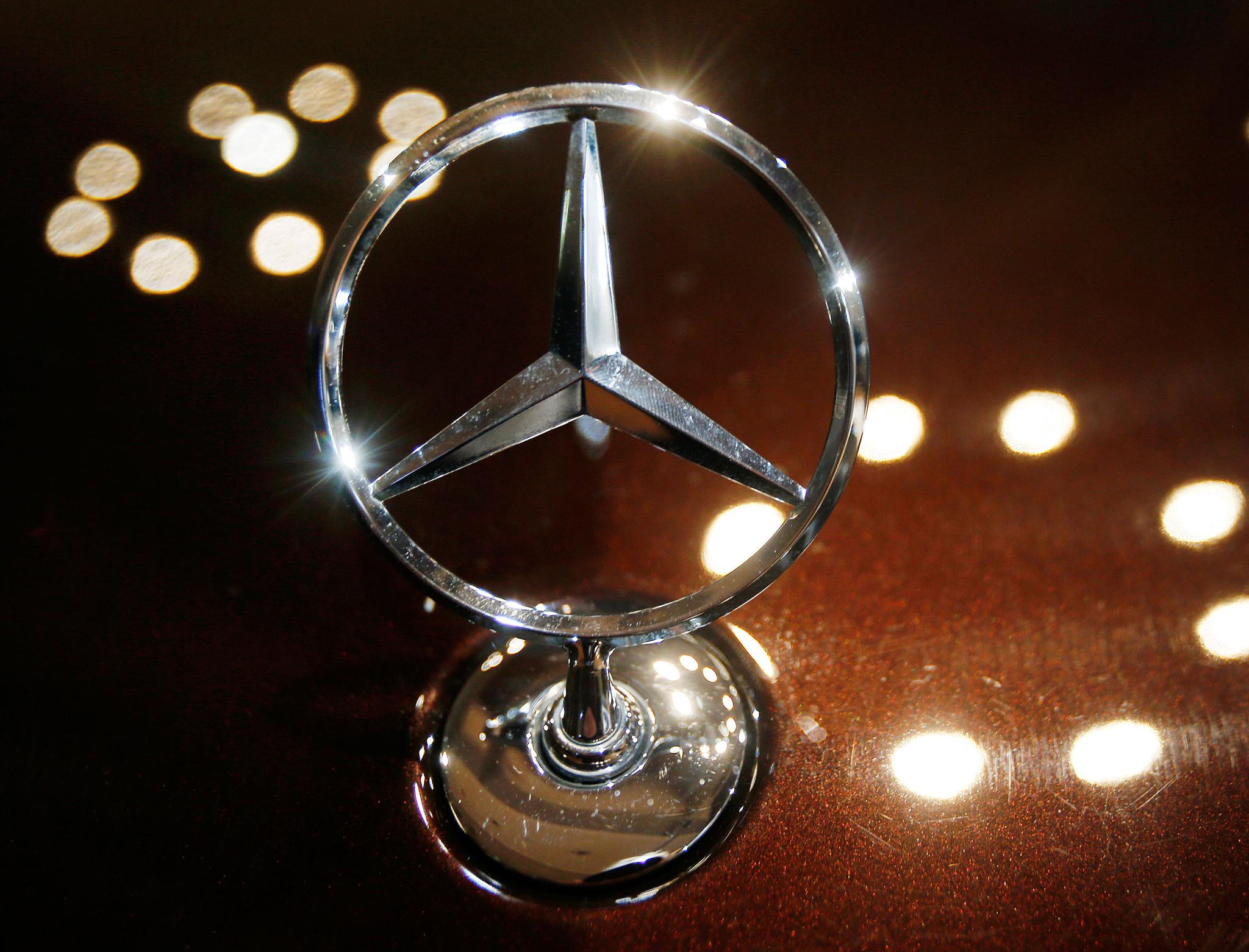 Mercedes logo