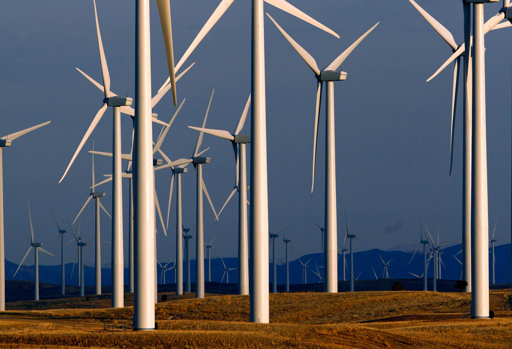 wind farm making same power with 80% fewer turbines