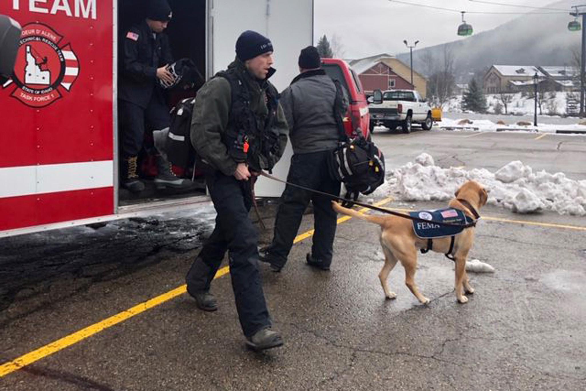 the Coeur d'Alene Fire Department K-9 Team responds to Silver Mountain for an avalanche